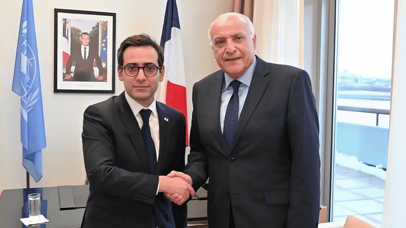 Le ministre Attaf tient des discussions bilatérales avec son homologue français